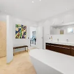 Unique For 10 People With A Large Outdoor Wellness Area - 1030 度假居 *